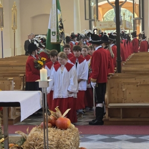 Erntedankprozession in Schmirn