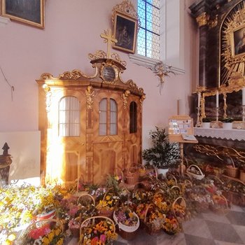 Blumen- und Kräuterweihe in Schmirn