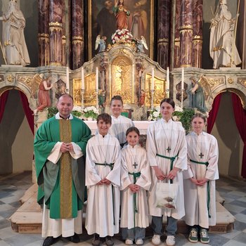 Ministrantenverabschiedung und Aufnahme in Vinaders