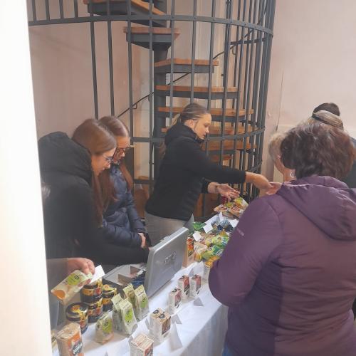 Weltmissionssonntag und Dank an unsere Minis Mia und Sofia in Schmirn